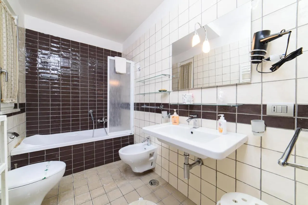 Hotel Casa Gifuni Neapel Italien