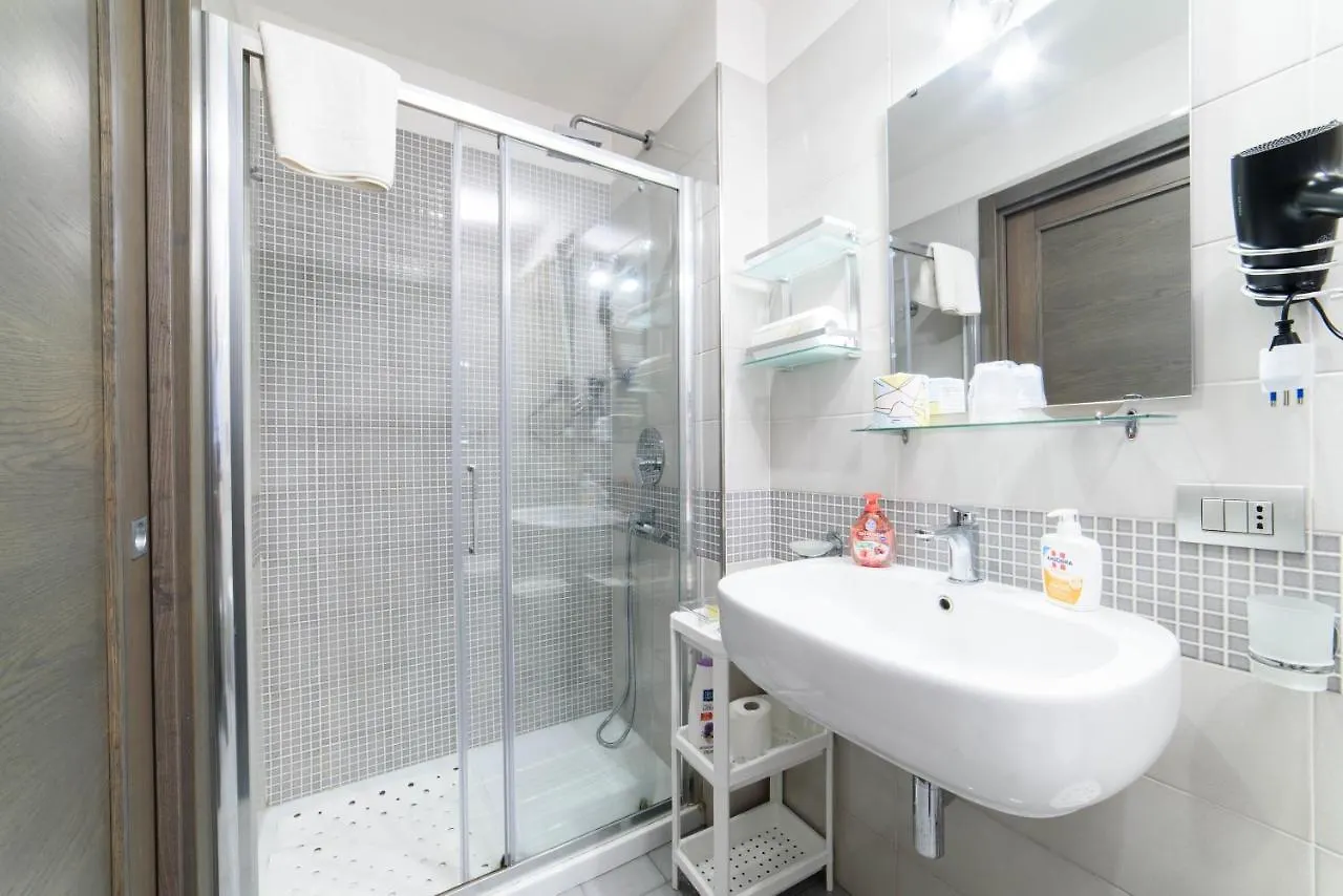 Casa Gifuni Hotel Naples 0*,  Italy