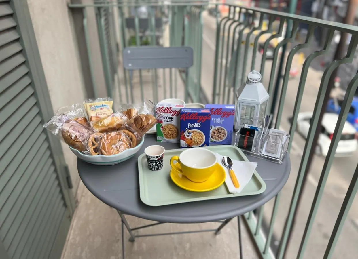 Casa Gifuni Hotel Naples Italy