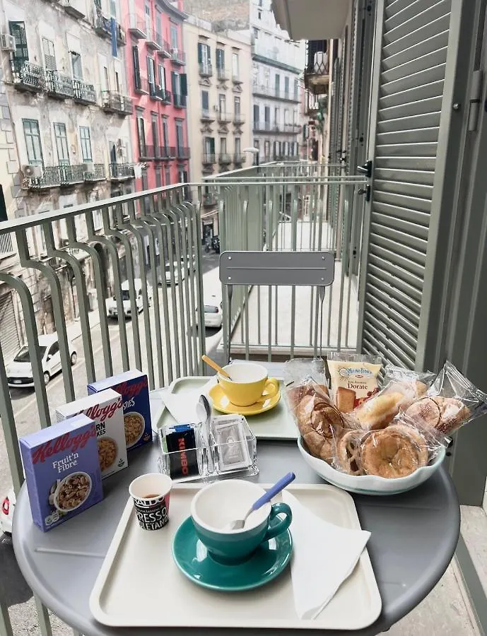 Guest house Casa Gifuni Hotel Naples