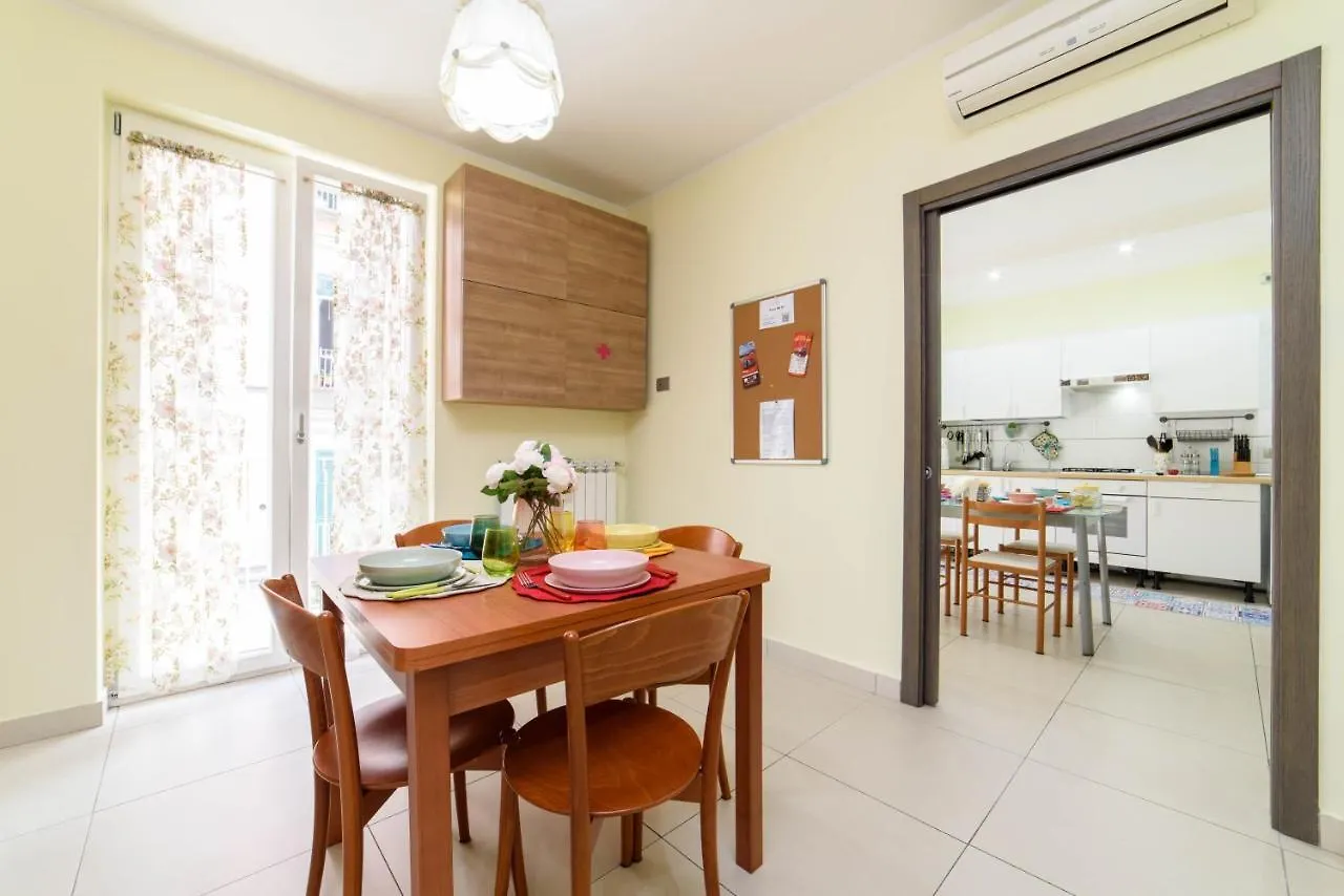 Guest house Casa Gifuni Hotel Naples